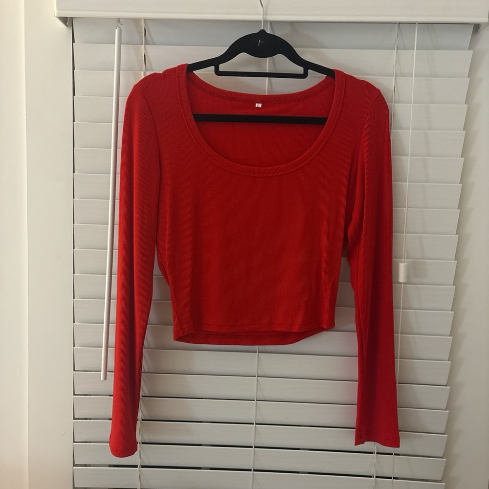 Amazon Red Scoop Neck Long Sleeve Top
